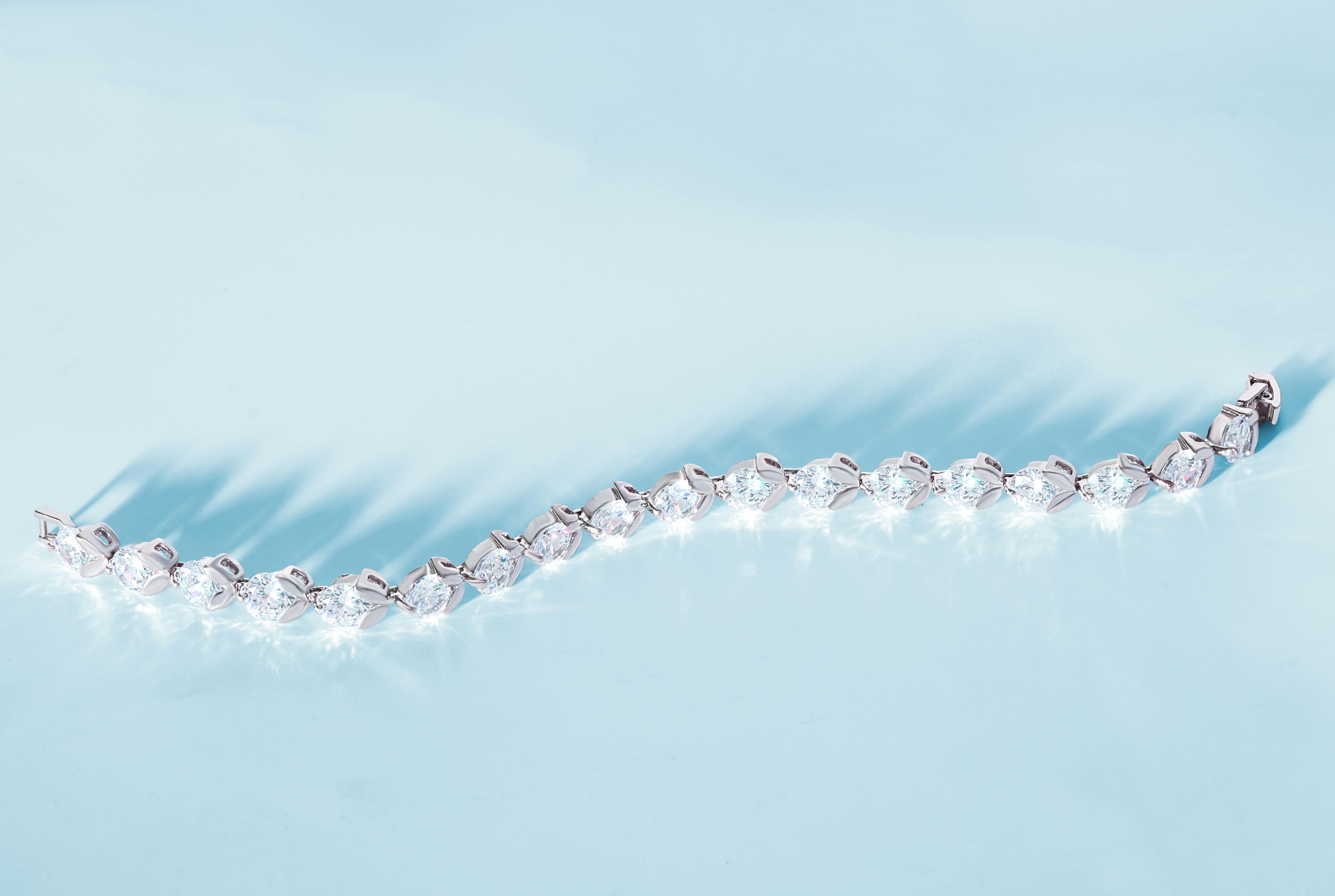 How To Style A Lab-Grown Diamond Bracelet For Everyday Wear